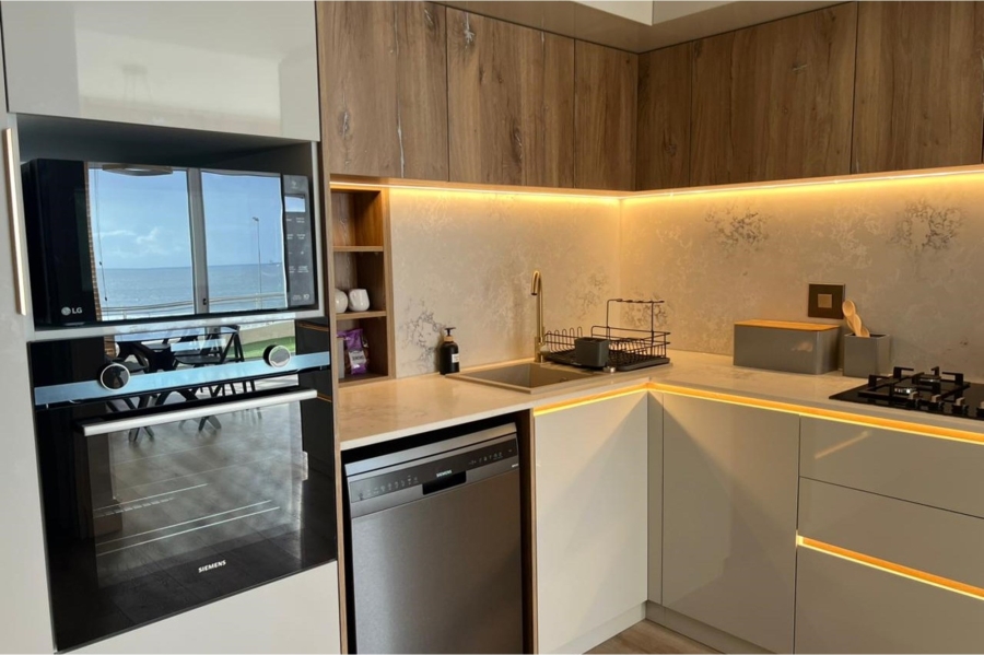 To Let 2 Bedroom Property for Rent in Beachfront Western Cape